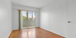 74 MANSFIELD B Gallery 21
