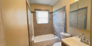 4601 Clover Gallery 13