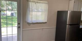 Beautiful 4 bed home! Waiting for You to Make it Home! This won’t last long! Gallery 8