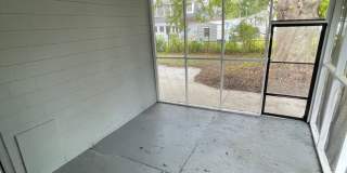 **4/2 Single Family home Available Now!!** Gallery 16