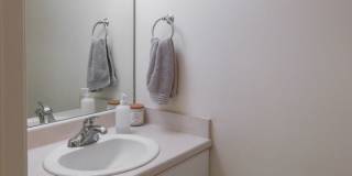 Stylish townhome ready for comfortable living Gallery 11