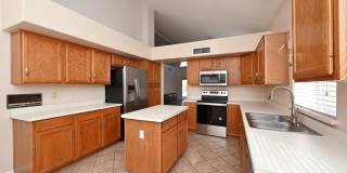 5730 E GELDING Drive Gallery 9