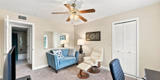 Furnished Ground Floor Corner Unit - Palm Harbor! Gallery 26