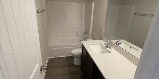 3 Bd 2.5 Ba Townhome Gallery 1