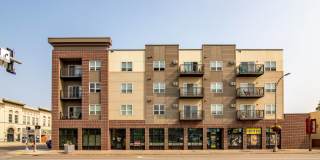 Collins Place Apartments Gallery 5