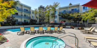 The Retreat Apartments Gallery 21