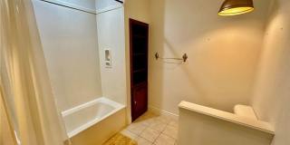 Prime Location 4 Bedroom 3 1/2 bath 2 garages! Gallery 29