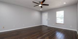 Culdesac Home on Over Half an Acre! Pet friendly and 6-12 month leases! Gallery 7