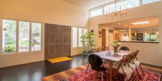 4 Bed 3.5 Bath Carolyn Heights Home W/Stunning Finishes & Ideal Outdoor Space!  Option for Early June or Early July move in! Gallery 8