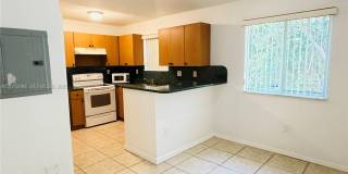 1300 SE 31st Ct Gallery 3