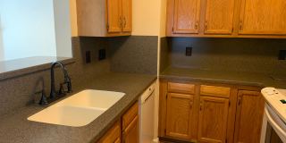 Gorgeous 2BR Somerset Village Condo Gallery 9