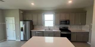 12222 SW Myrtle Oak Dr Gallery 6