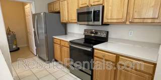 10075 Gate Parkway Gallery 5