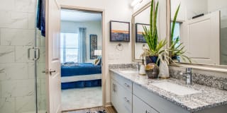 Westloop at the Diamond Interchange Gallery 34