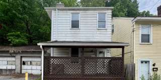 Spacious 1 Bed 1 Bath Home! Gallery 1