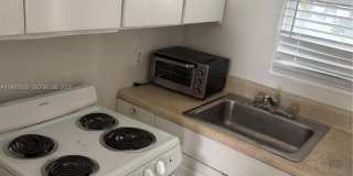 921 N 17th Ct Gallery 10