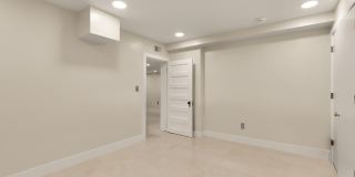 2137 R Street NW Gallery 32