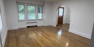 432 Beach Avenue Gallery 3