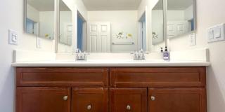 4 bed, 3 bath located in Eastvale, CA! 4 bed, 3 bath located in Eastvale, CA! Gallery 46