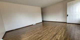 1629/1631 North Birchwood Avenue - 1629 Gallery 2