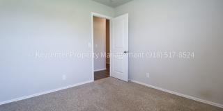 Beautifully Updated 4Bed/2Bath Home, Backs Up to Greenbelt! Gallery 13