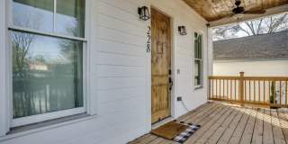 228 Racine Street Southwest Gallery 13