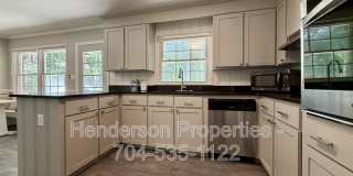6801 Woodland Cr Gallery 1
