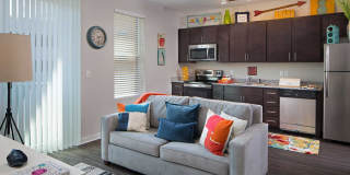 Main + Stone Gallery 23
