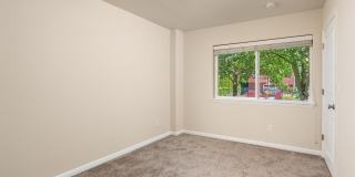Modern 2 Bedroom Condo Featuring Main Level Bonus Room and Two Ensuite Bedrooms Gallery 6