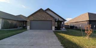 3 Bedroom Home in Desirable Palermo Place with Storm Shelter Gallery 1