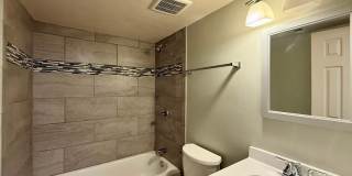 2422 W Savannah - 3 Bedroom, 2 Bathroom Townhome Gallery 34