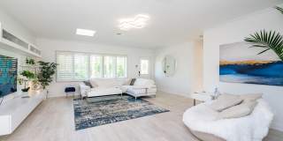 2118 NE 15th St Gallery 12