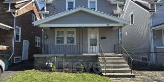 97 Davidson Avenue Gallery 16