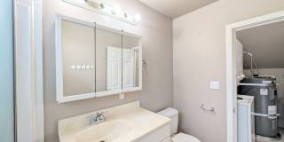 1Bd/1Ba Everett Condo Gallery 6
