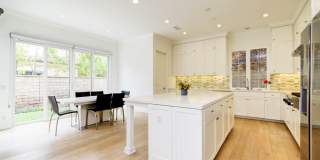 77 Stagecoach Gallery 7