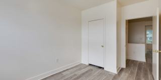 4007-4011 Aspen St Gallery 31