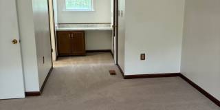 Lovely 4 bedroom Colonial Gallery 21
