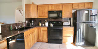 Great foothills location!  Fully furnished!! Minutes from Sabino Canyon! Gallery 18