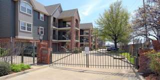 Large Fully Furnished Corporate Unit 1 Bed 1 Bath * Washer/Dryer Included Gallery 17