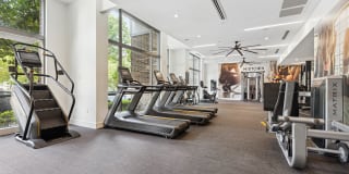 Midtown 205 Gallery 12