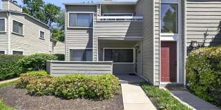 1957-A VILLARIDGE DR Gallery 24