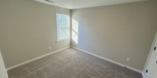 671 Pearce St -- Half Off First Month's Rent! Gallery 4