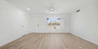 935 W SANTA CRUZ Drive Gallery 7