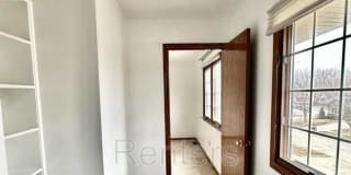 2048 Walnut Street Gallery 26