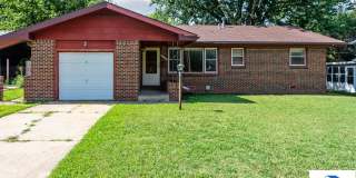 Spacious 3 Bed 2 Bath - SE Wichita Gallery 1
