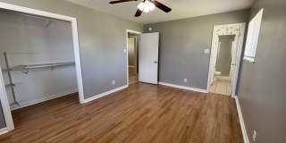1501 Ferndale Dr Gallery 22