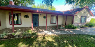 1 Bedroom 1 Bath House & Granny Unit - 2 Bedrooms 1 Bath w/Kitchenette in Los Molinos Gallery 1