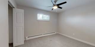 Acoma Square Gallery 31