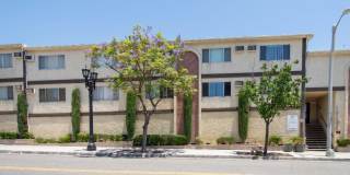 10042 Commerce Avenue Gallery 1