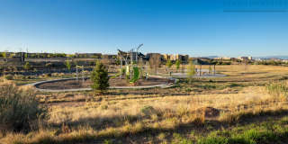 1 MO. FREE RENT! Gorgeous Corner-Lot Townhouse with Mountain Views Gallery 25
